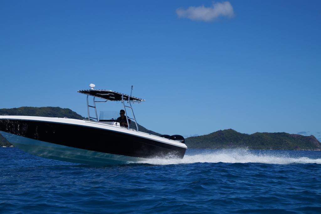 ル ポート ゲストハウス Baie Sainte Anne エクステリア 写真